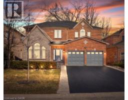 12 BUMAN Court, Barrie, Ontario