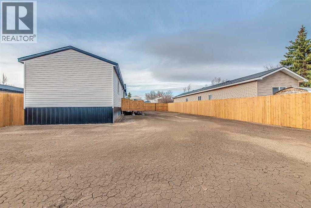 134, 4000 13th Avenue Se, Medicine Hat, Alberta  T1B 1J3 - Photo 45 - A2294895