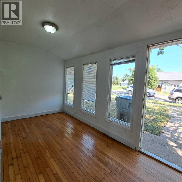 5308 49 Avenue, Lloydminster, Saskatchewan  S9V 0V1 - Photo 2 - A2277408