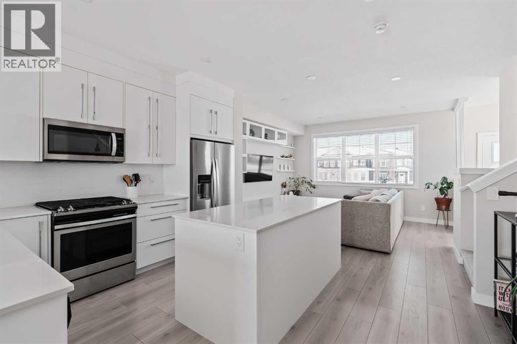 408 West Lakeview Drive, Chestermere, Alberta  T1X 2A4 - Photo 16 - A2296354