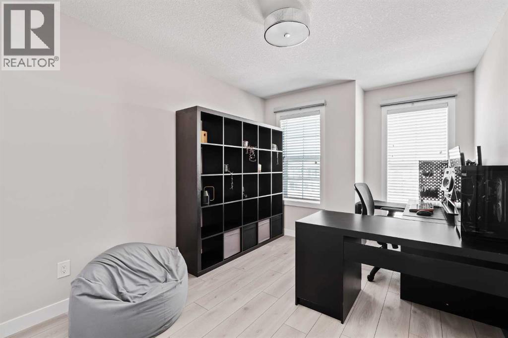 408 West Lakeview Drive, Chestermere, Alberta  T1X 2A4 - Photo 33 - A2296354