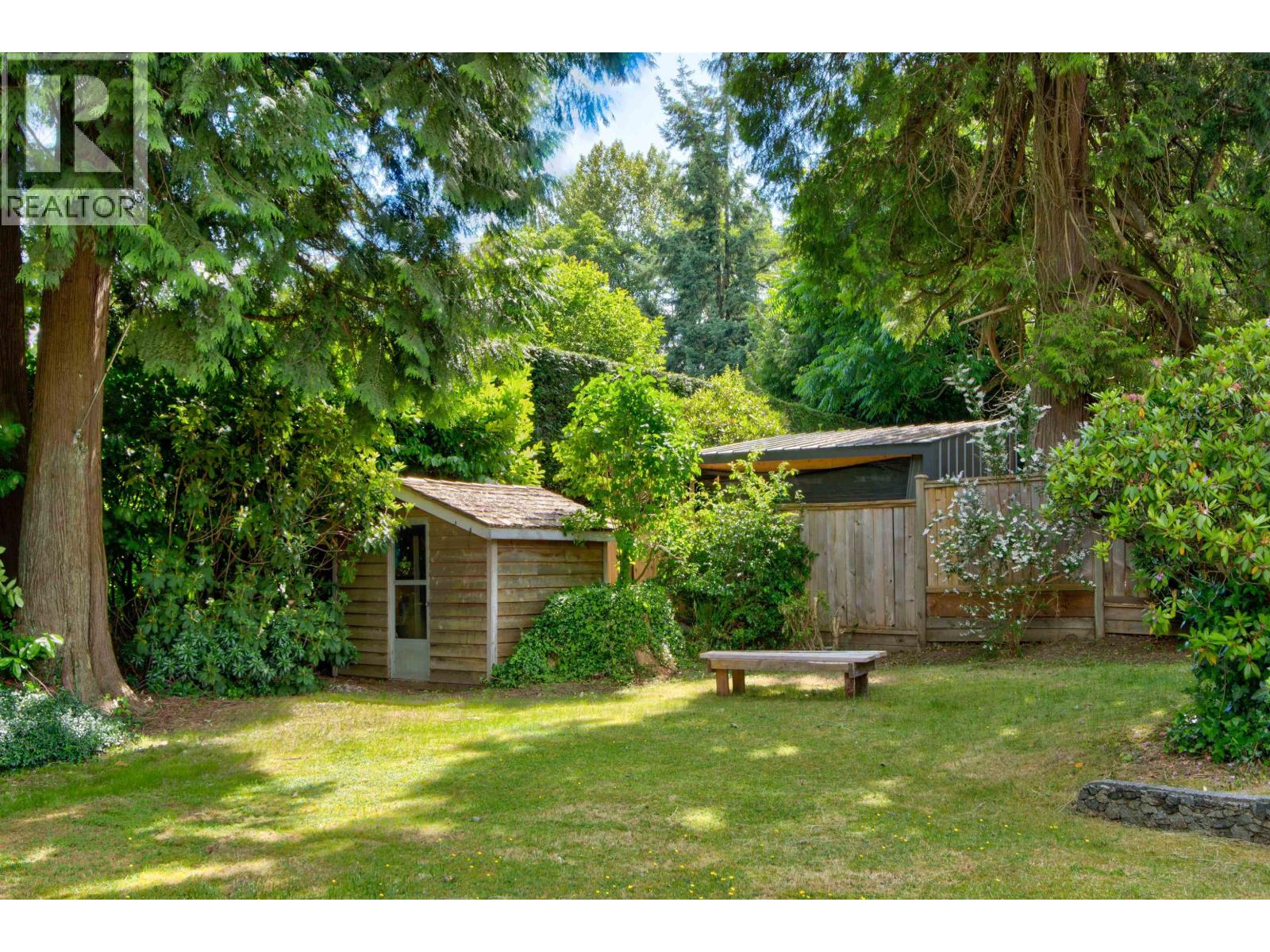 1177 E 15th Street, North Vancouver, British Columbia  V7J 1K6 - Photo 27 - R3112528