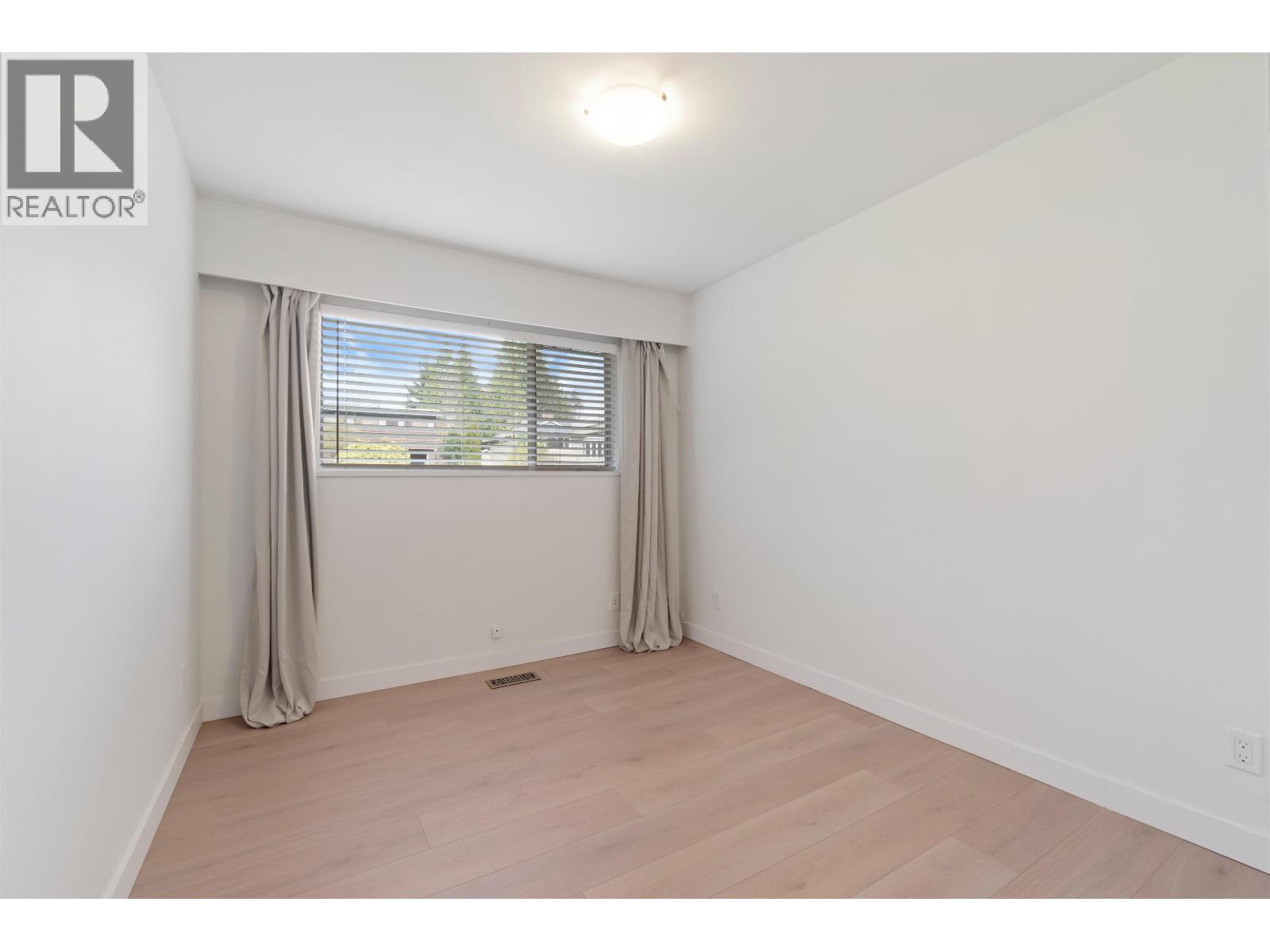 1177 E 15th Street, North Vancouver, British Columbia  V7J 1K6 - Photo 19 - R3112528