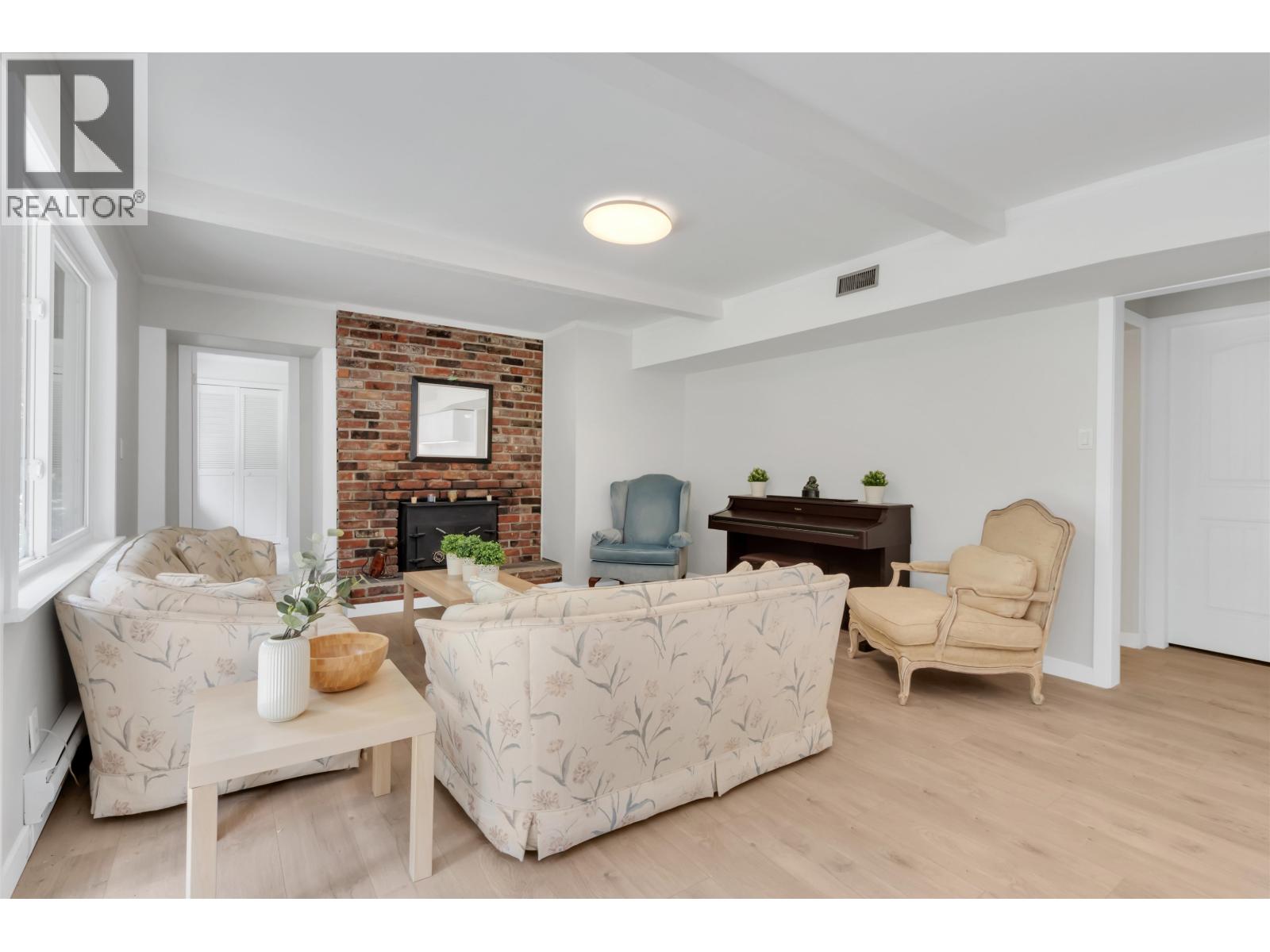 1177 E 15th Street, North Vancouver, British Columbia  V7J 1K6 - Photo 8 - R3112528