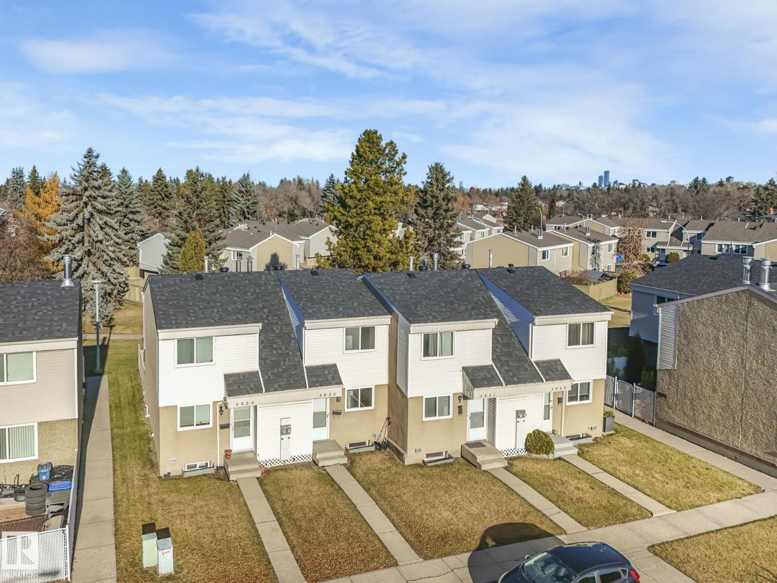 5833 Riverbend Rd Nw, Edmonton, Alberta  T6H 5A8 - Photo 2 - E4482971