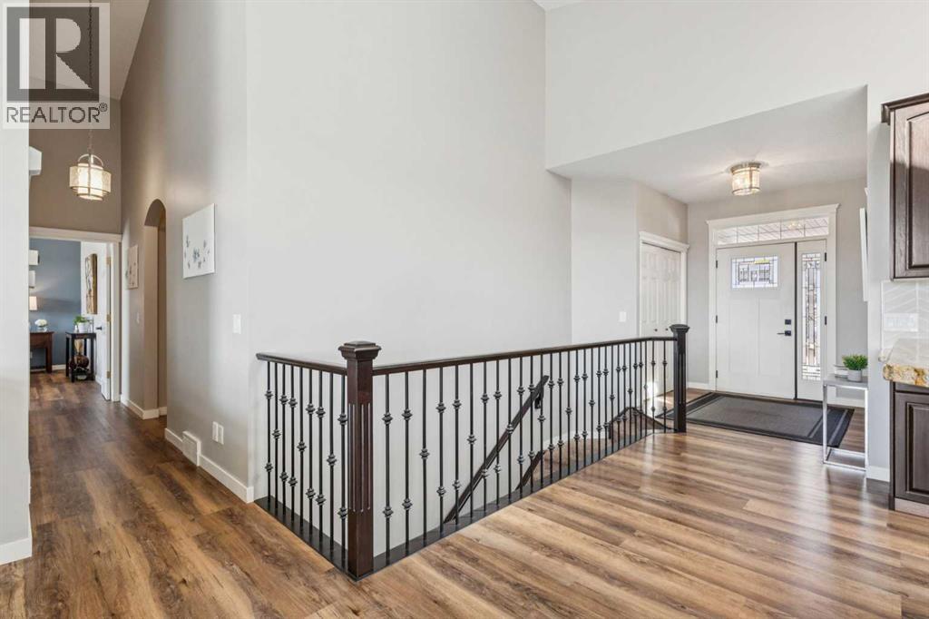 70 Hidden Creek Road NW, Calgary, Alberta  T3A 6E7 - Photo 17 - A2302462