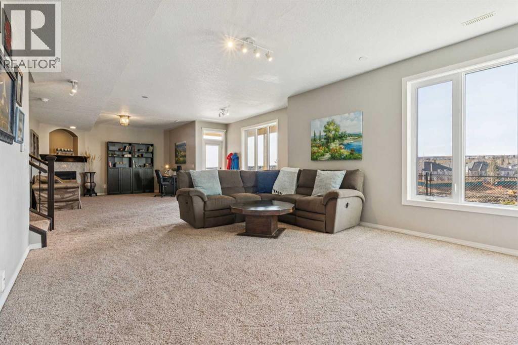 70 Hidden Creek Road NW, Calgary, Alberta  T3A 6E7 - Photo 31 - A2302462