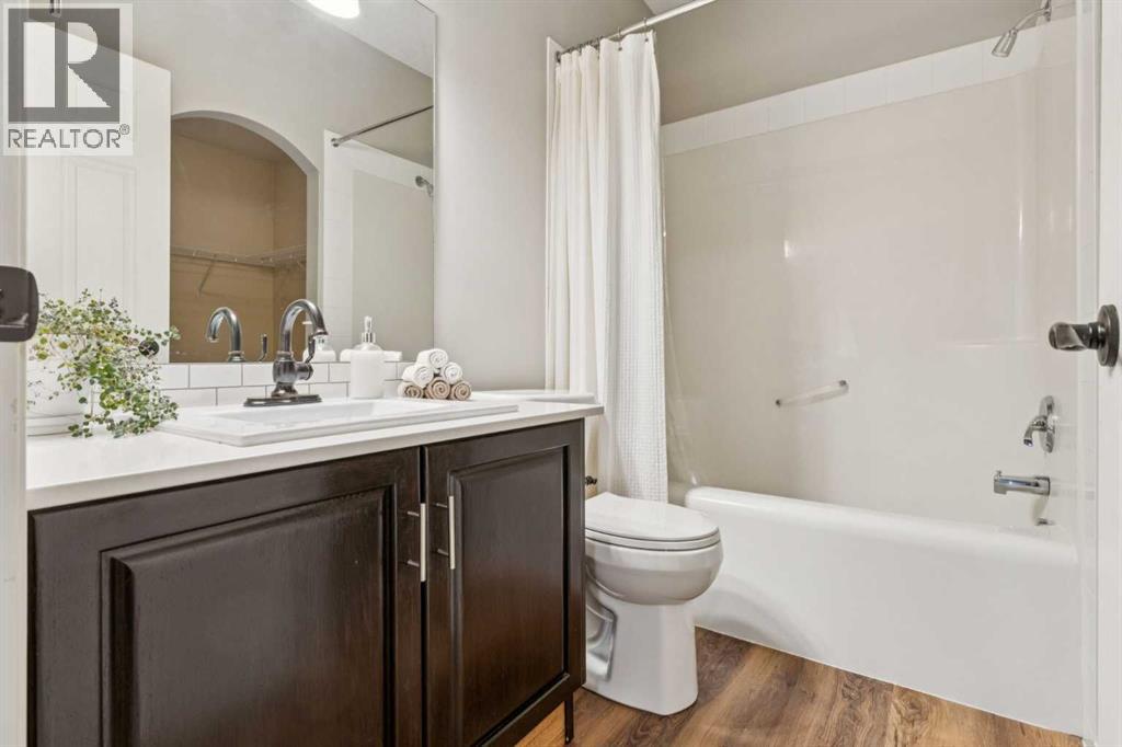 70 Hidden Creek Road NW, Calgary, Alberta  T3A 6E7 - Photo 35 - A2302462