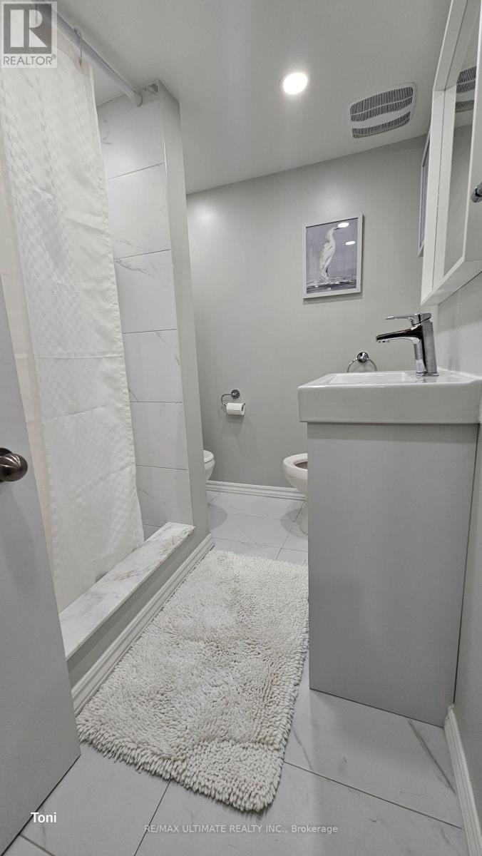 16 Failsworth Avenue, Toronto, Ontario  M6M 3J2 - Photo 19 - W13014490