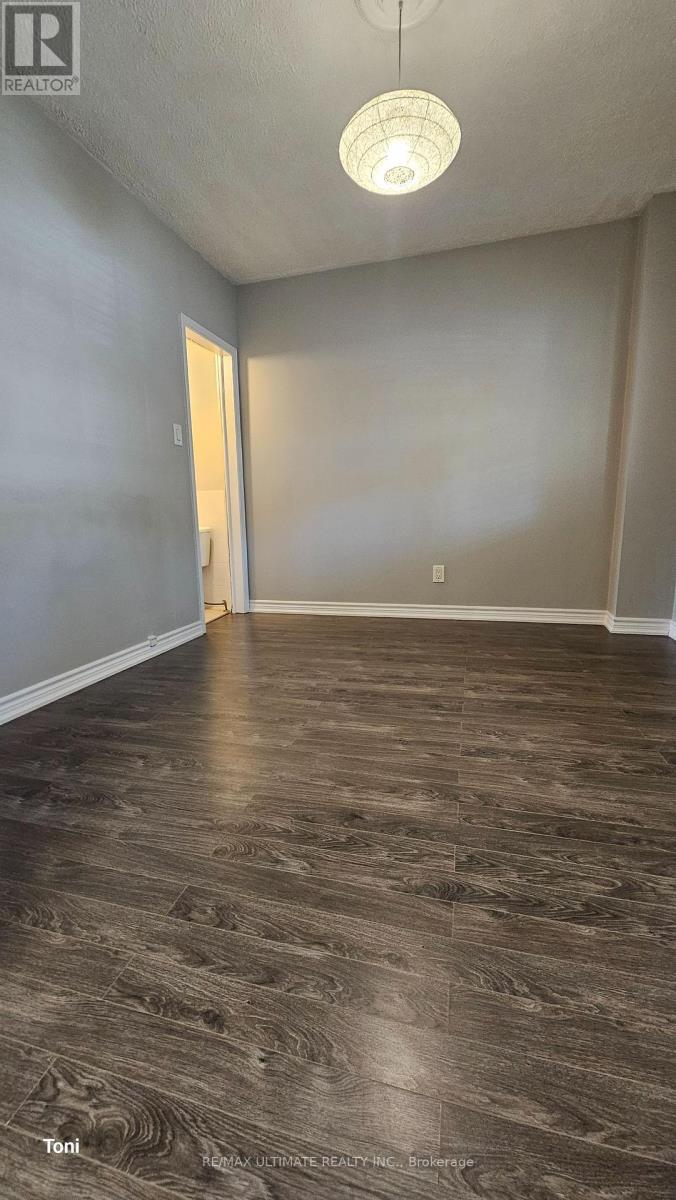 16 Failsworth Avenue, Toronto, Ontario  M6M 3J2 - Photo 3 - W13014490