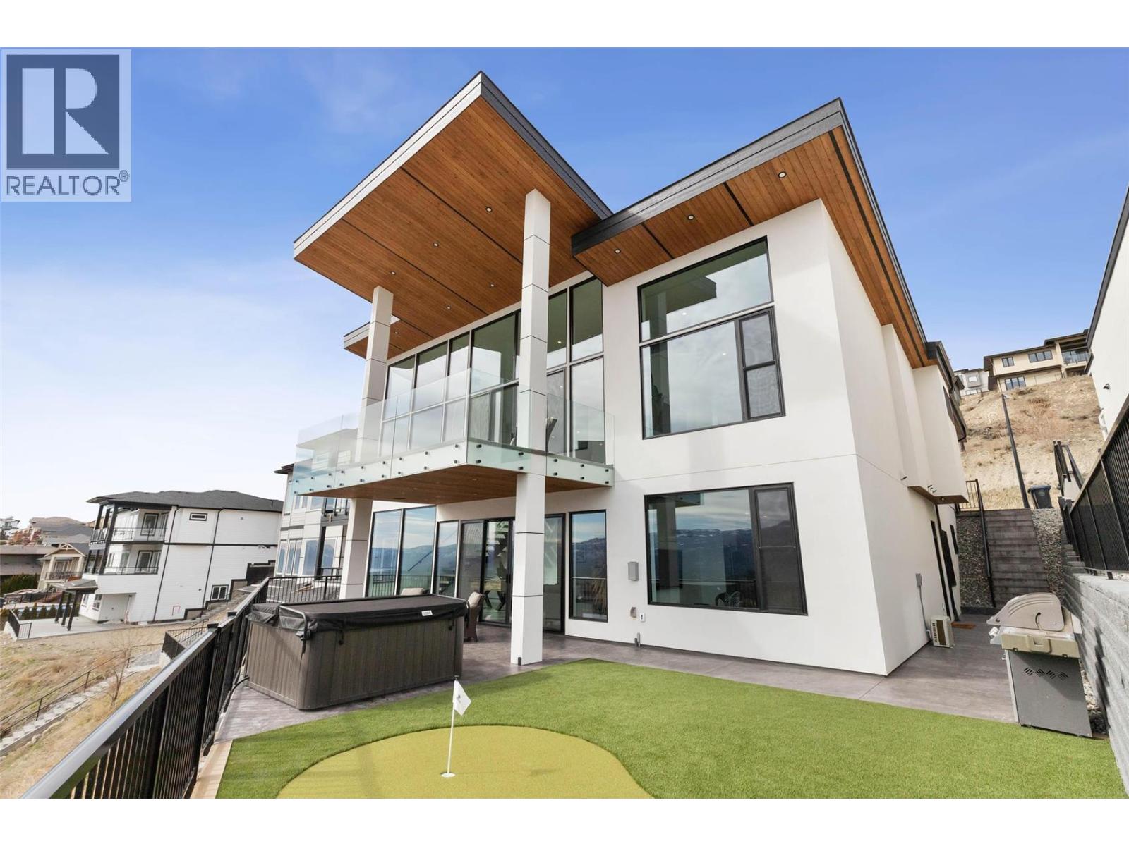 1505 Fairwood Lane, Kelowna, British Columbia  V1P 0A4 - Photo 2 - 10383980