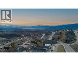 1505 Fairwood Lane, Kelowna, British Columbia  V1P 0A4 - Photo 9 - 10383980