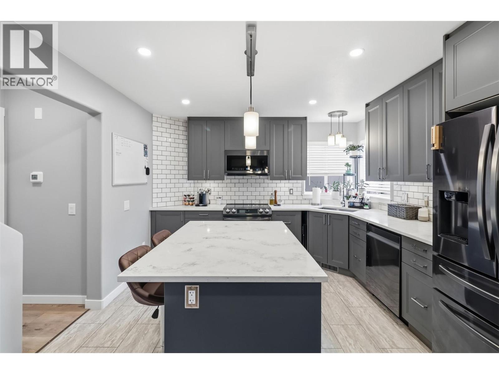 245 Whistler Drive Unit# 4, Kamloops, British Columbia  V2E 1W8 - Photo 11 - 10383867