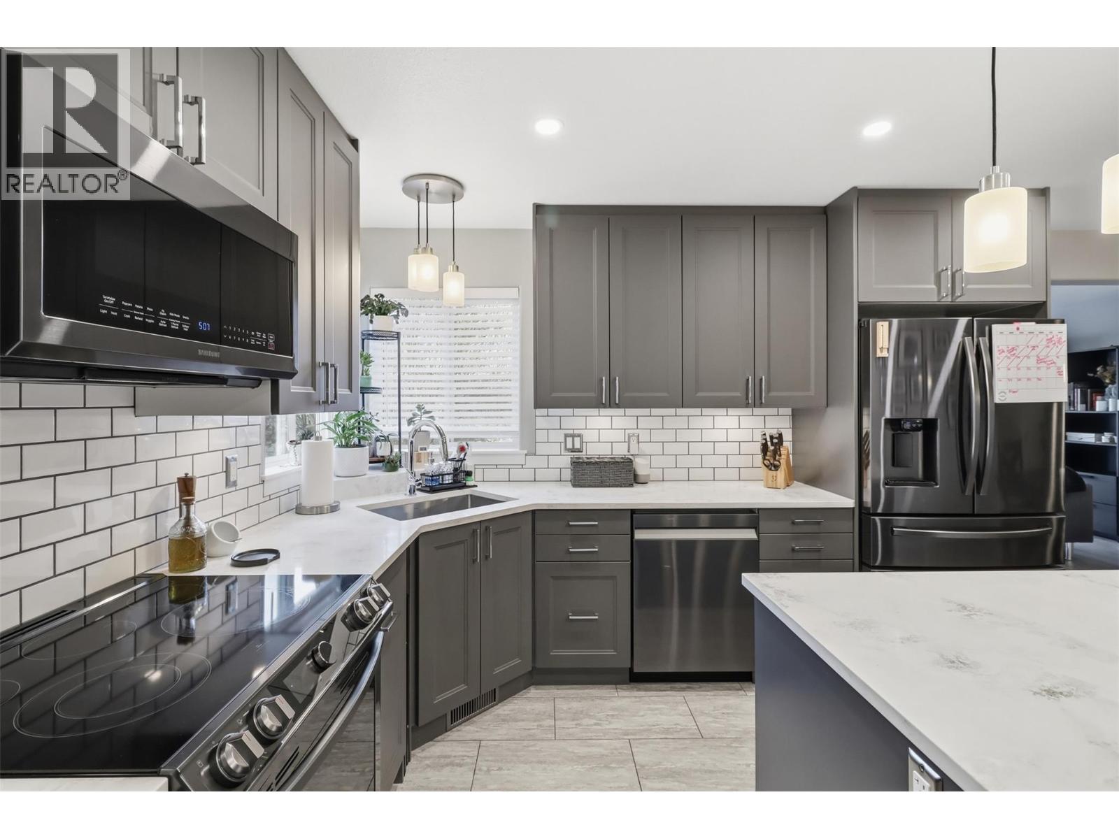 245 Whistler Drive Unit# 4, Kamloops, British Columbia  V2E 1W8 - Photo 13 - 10383867