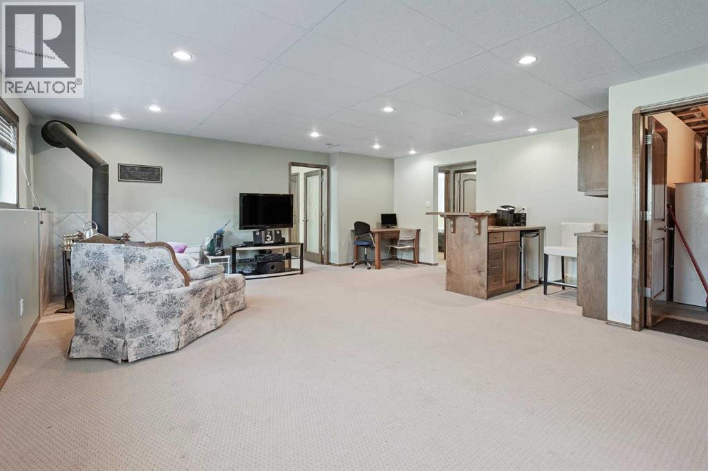 50 Thyrza Burkitt Place N, Lethbridge, Alberta  T1H 5M5 - Photo 23 - A2301459