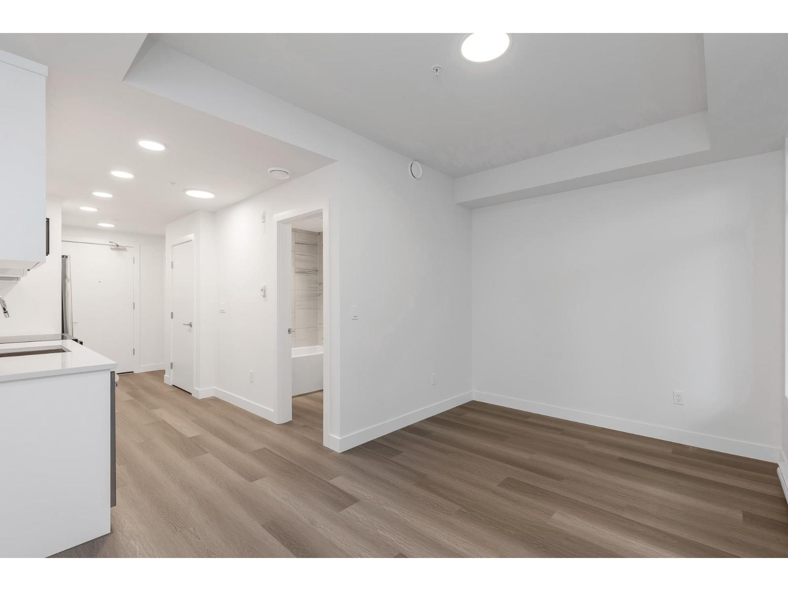 404 33820 South Fraser Way, Abbotsford, British Columbia  V2S 2C5 - Photo 8 - R3112942