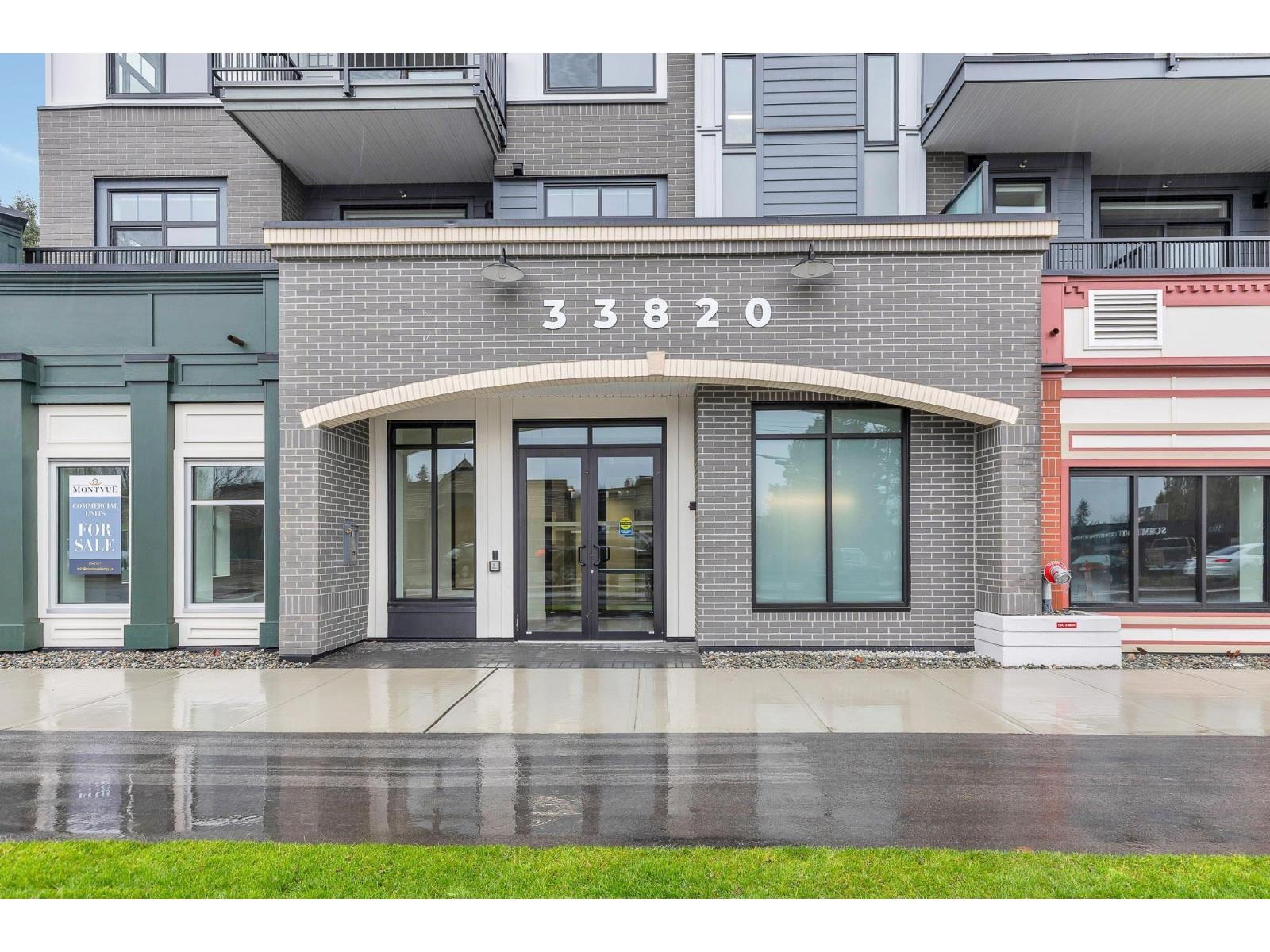 404 33820 South Fraser Way, Abbotsford, British Columbia  V2S 2C5 - Photo 2 - R3112942