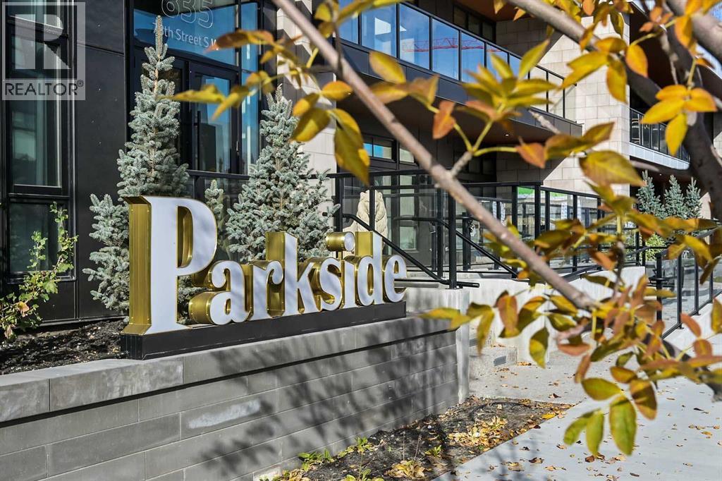 206, 835 78 Street Sw, Calgary, Alberta  T3H 6H6 - Photo 1 - A2288099