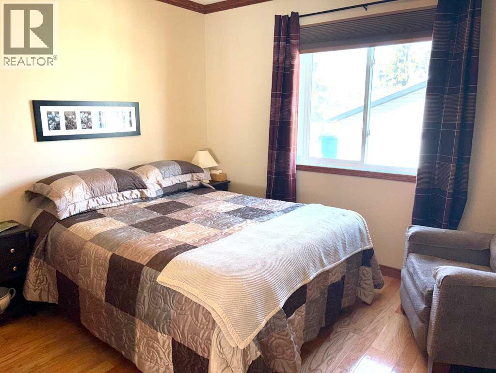 4721 52 Street, Innisfree, Alberta  T0B 2G0 - Photo 9 - A2301839