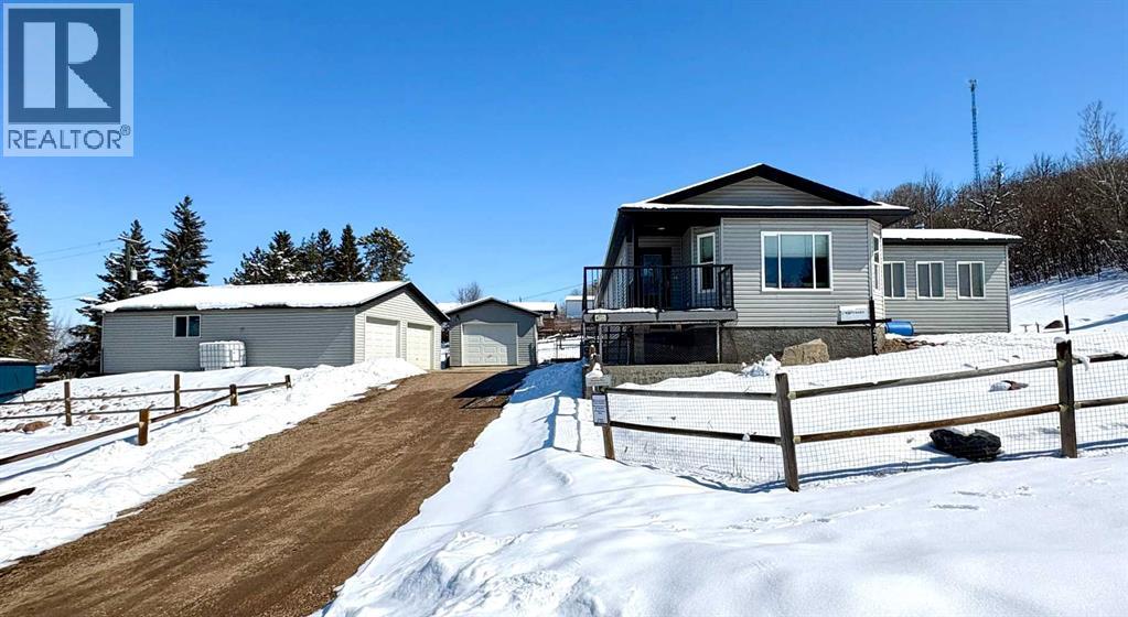 4721 52 Street, Innisfree, Alberta  T0B 2G0 - Photo 1 - A2301839