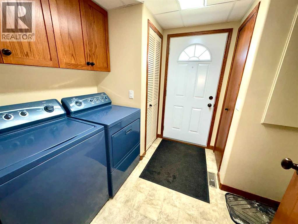 4721 52 Street, Innisfree, Alberta  T0B 2G0 - Photo 4 - A2301839