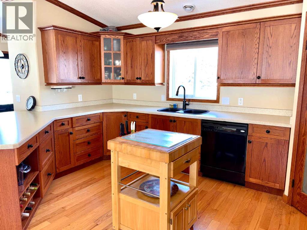 4721 52 Street, Innisfree, Alberta  T0B 2G0 - Photo 17 - A2301839