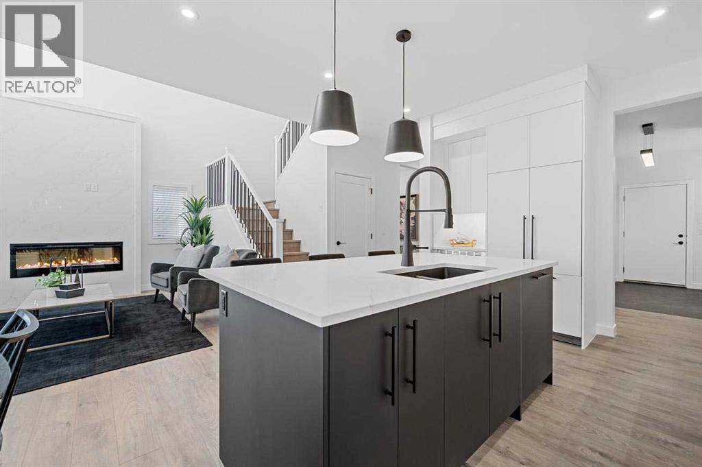 447 Dawson Terrace, Chestermere, Alberta  T1X 1Z7 - Photo 4 - A2285082