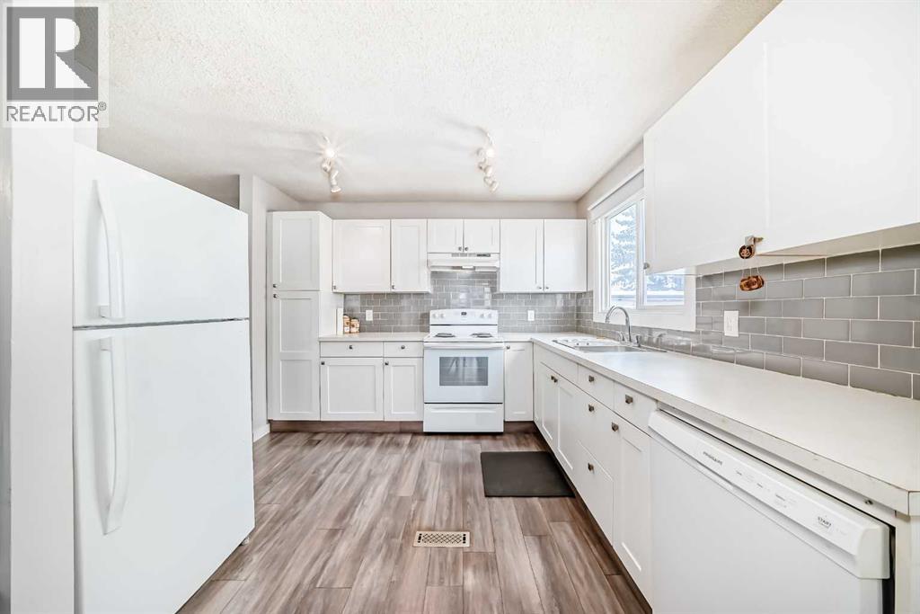 25, 3745 Fonda Way SE, Calgary, Alberta