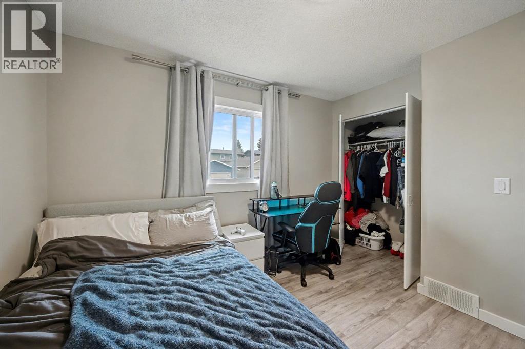 47 Sunhurst Court Se, Calgary, Alberta  T2X 1Y3 - Photo 15 - A2298974