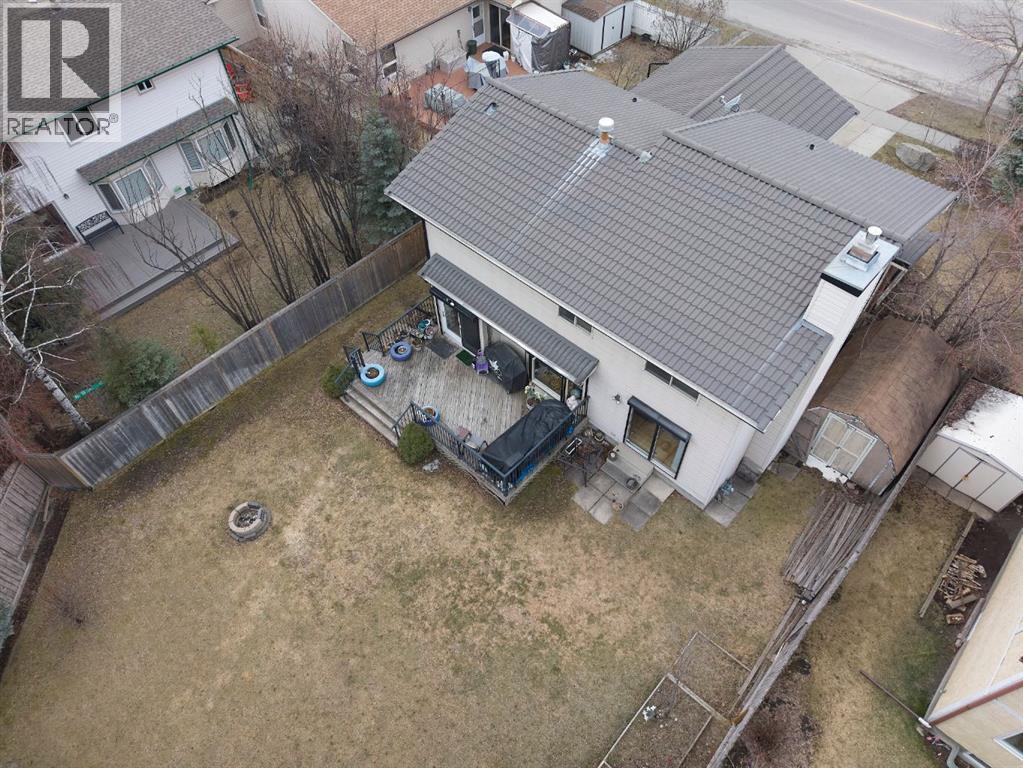 983 Woodbine Boulevard SW, Calgary, Alberta  t2w 4a7 - Photo 3 - A2301604