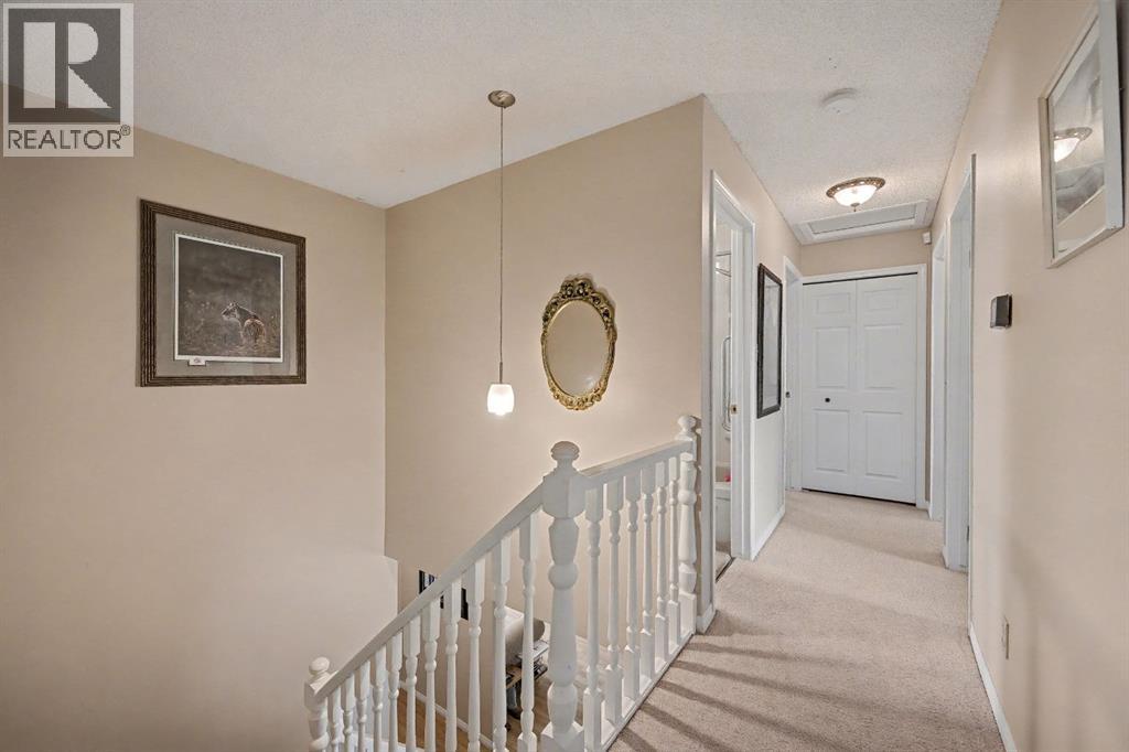 983 Woodbine Boulevard SW, Calgary, Alberta  t2w 4a7 - Photo 21 - A2301604