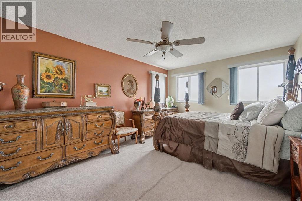 983 Woodbine Boulevard SW, Calgary, Alberta  t2w 4a7 - Photo 22 - A2301604