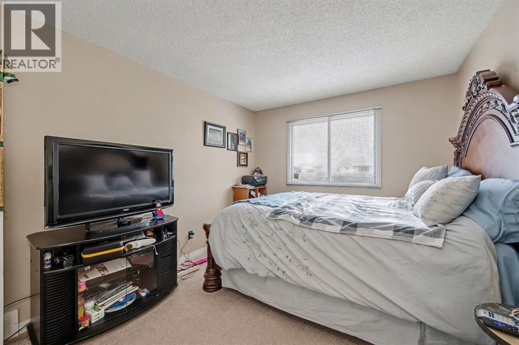 983 Woodbine Boulevard SW, Calgary, Alberta  t2w 4a7 - Photo 29 - A2301604