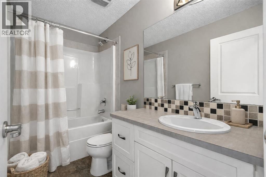 6 Kingsbury Close SE, Airdrie, Alberta  T4A 0R3 - Photo 25 - A2302204