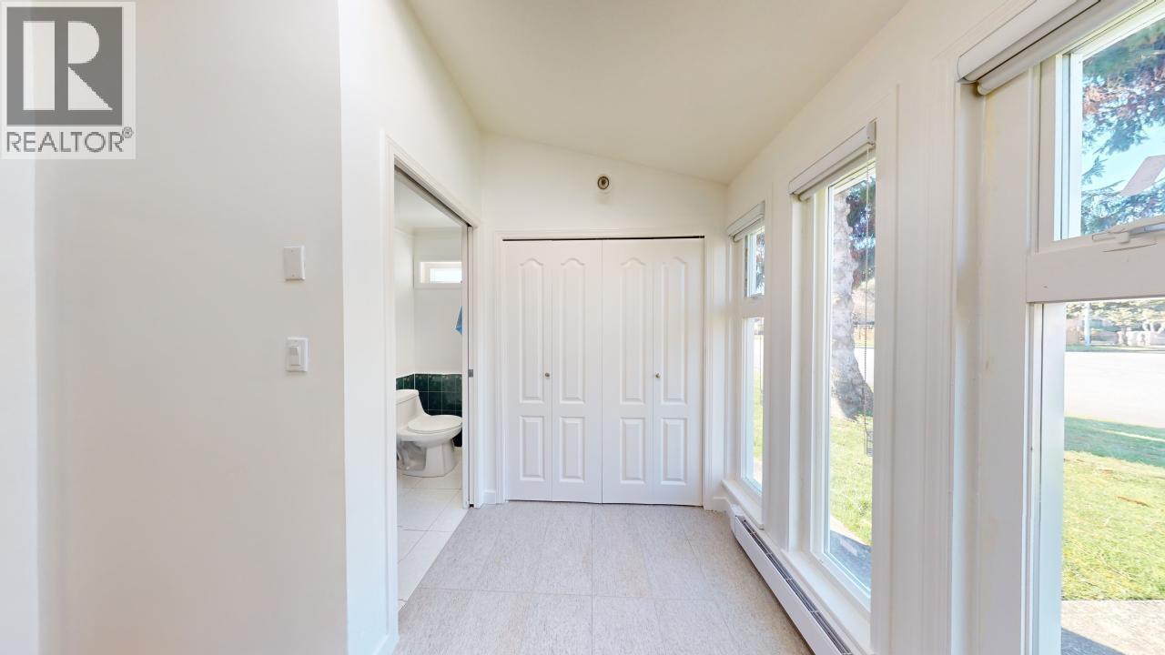 7920 Frobisher Drive, Richmond, British Columbia  V7C 4N5 - Photo 2 - R3112959