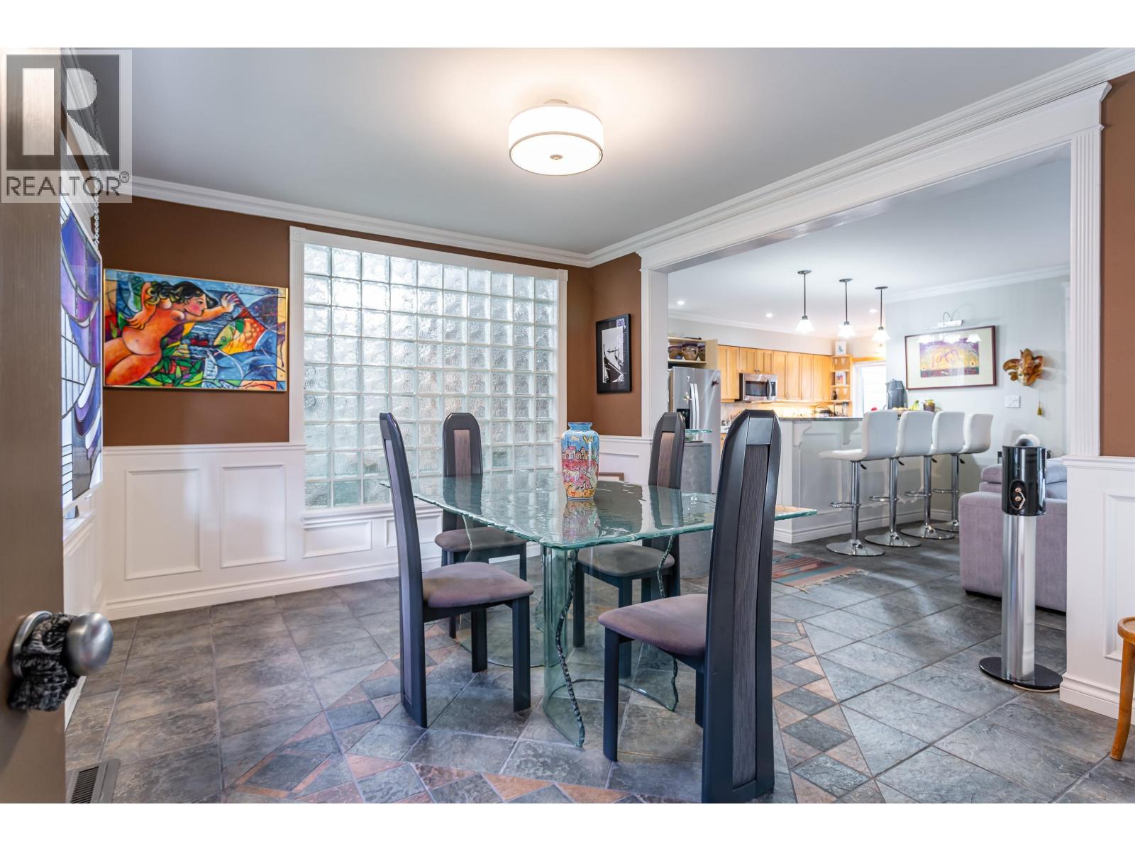 5823 Highfield Drive, Burnaby, British Columbia  V5B 1E4 - Photo 10 - R3112982