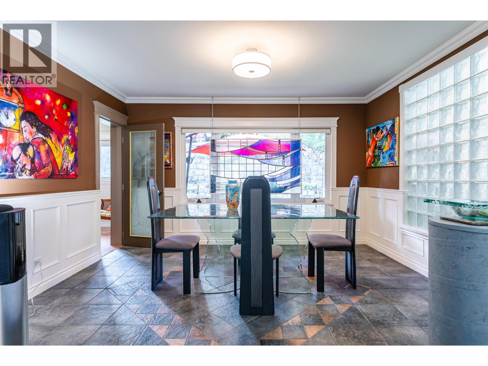 5823 Highfield Drive, Burnaby, British Columbia  V5B 1E4 - Photo 12 - R3112982