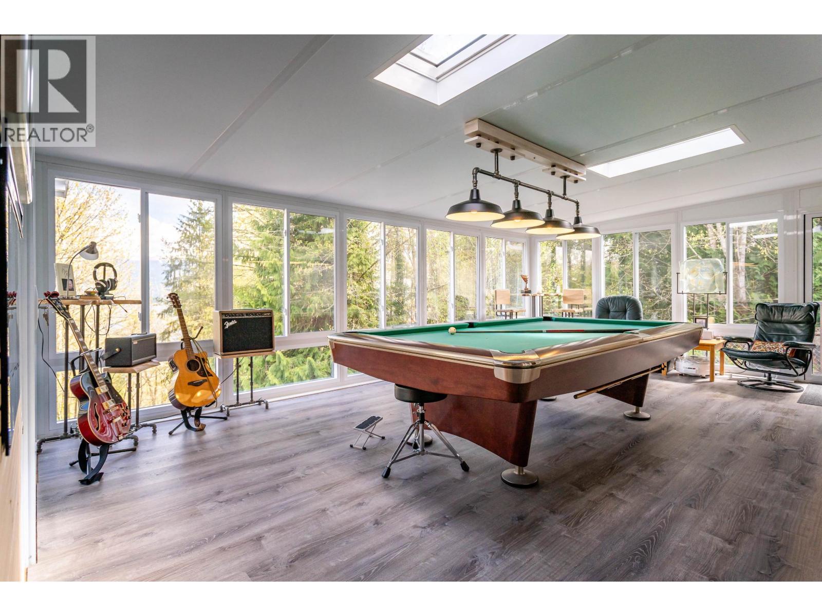 5823 Highfield Drive, Burnaby, British Columbia  V5B 1E4 - Photo 21 - R3112982