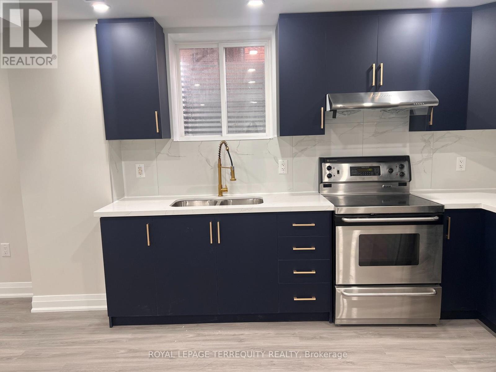 Bsmt - 12 Merrimac Drive, Brampton, Ontario  L6Y 6K3 - Photo 17 - W13011268