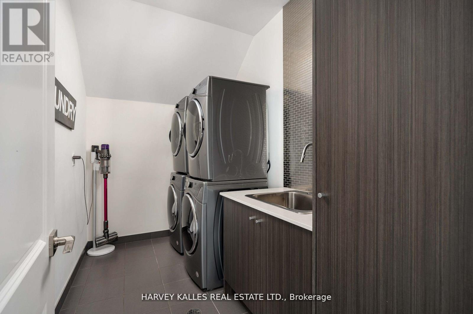 4 Larkin Avenue, King, Ontario  L7B 0N8 - Photo 30 - N13015024