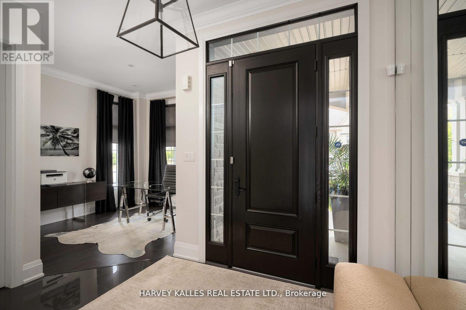 4 Larkin Avenue, King, Ontario  L7B 0N8 - Photo 5 - N13015024