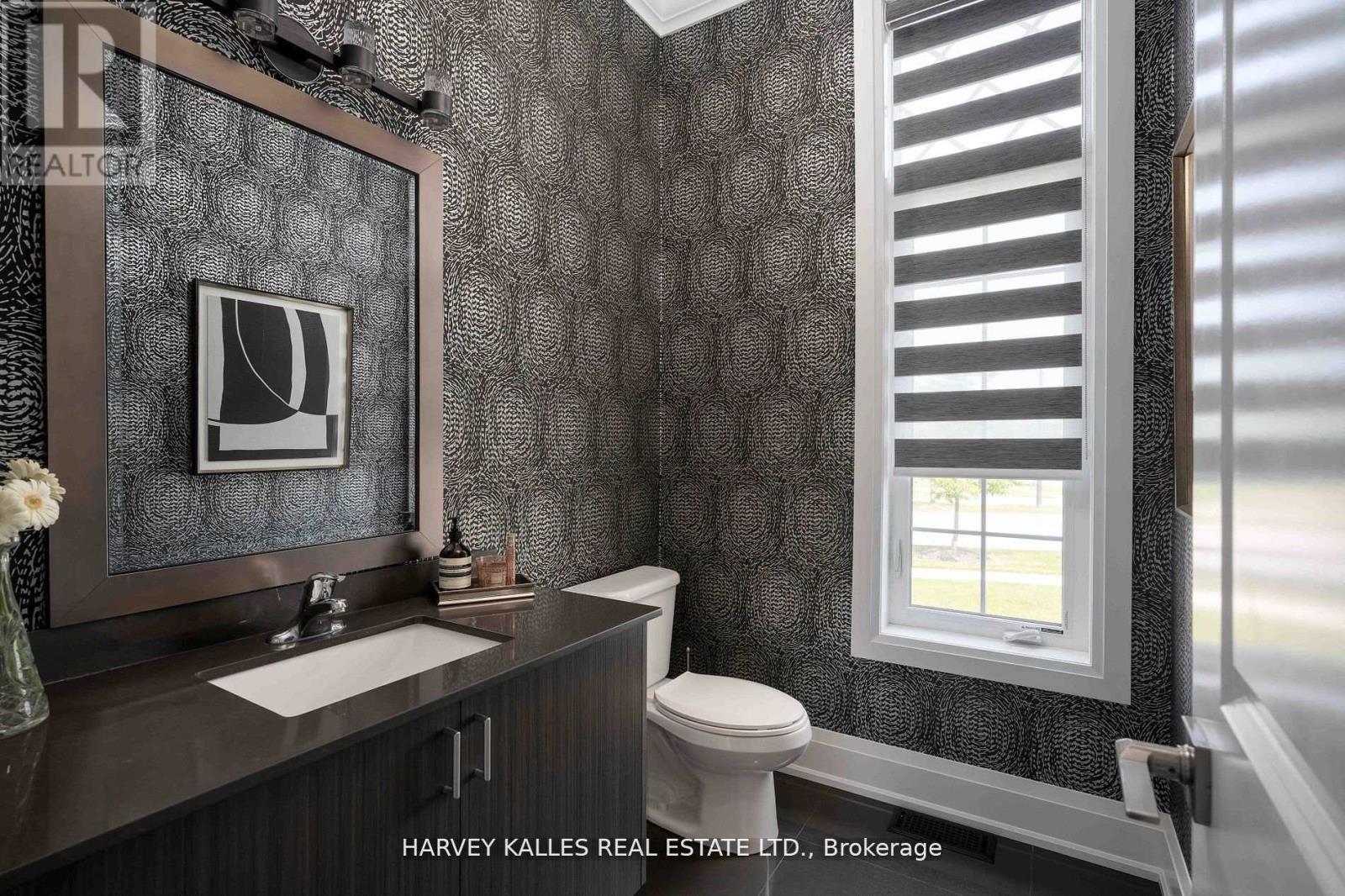 4 Larkin Avenue, King, Ontario  L7B 0N8 - Photo 8 - N13015024