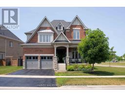 4 LARKIN AVENUE, King, Ontario