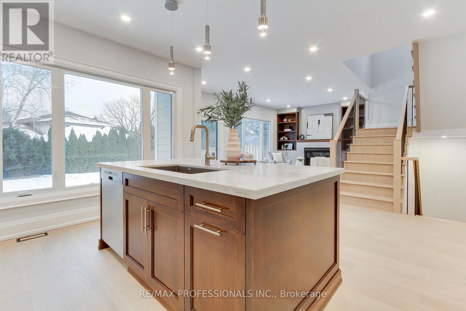 432 Smith Avenue, Burlington, Ontario  L7R 2V1 - Photo 23 - W13015008