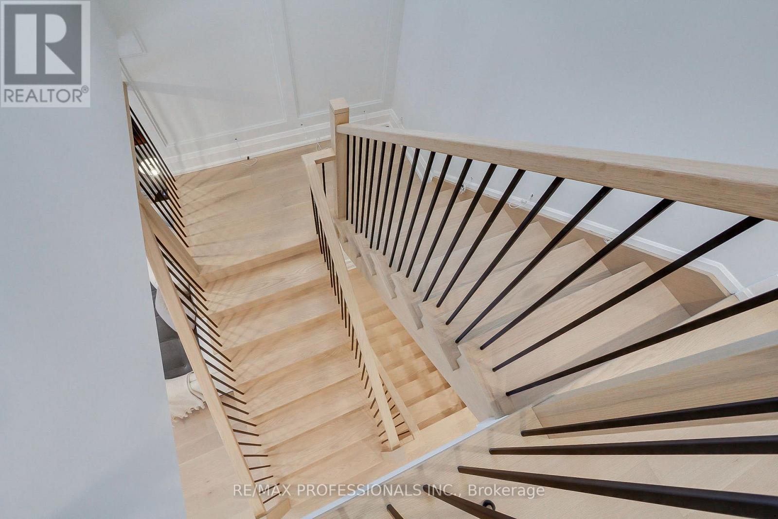 432 Smith Avenue, Burlington, Ontario  L7R 2V1 - Photo 29 - W13015008