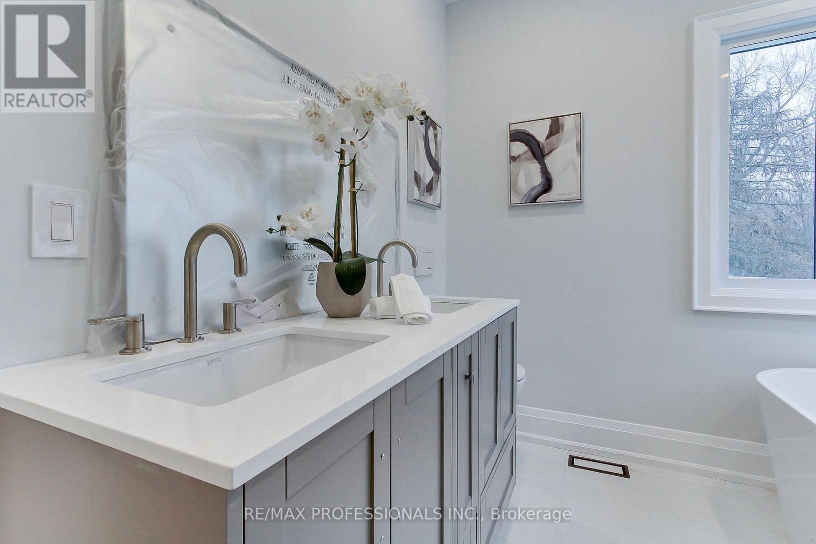 432 Smith Avenue, Burlington, Ontario  L7R 2V1 - Photo 35 - W13015008