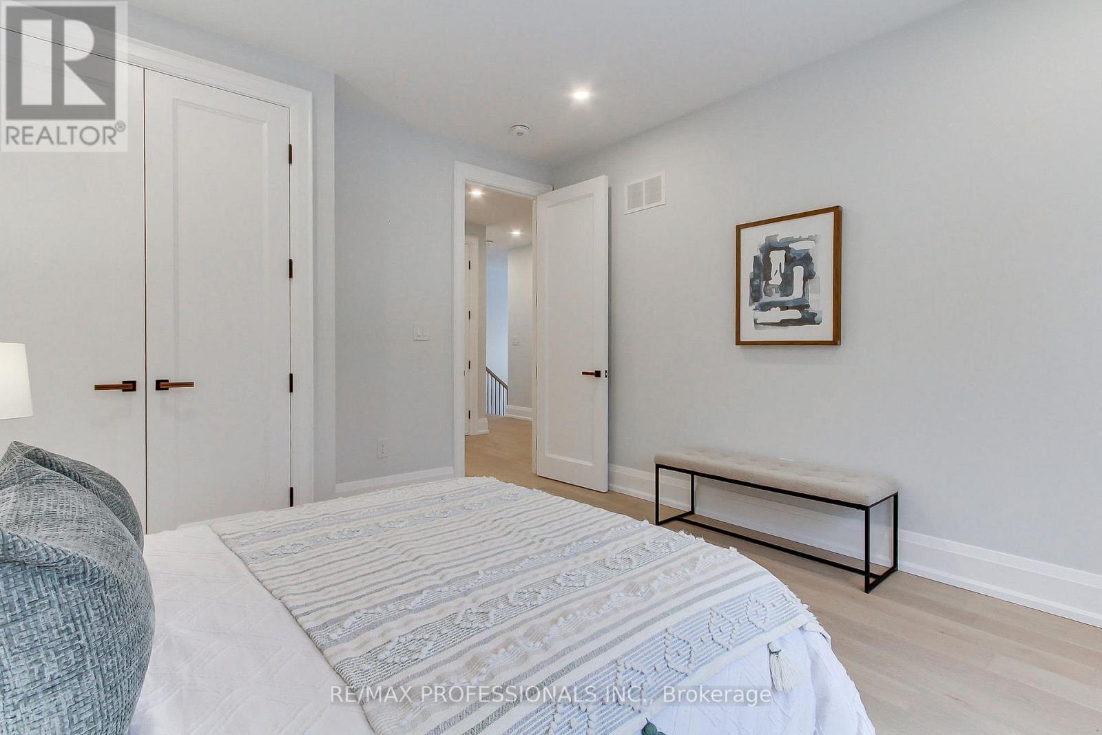 432 Smith Avenue, Burlington, Ontario  L7R 2V1 - Photo 39 - W13015008