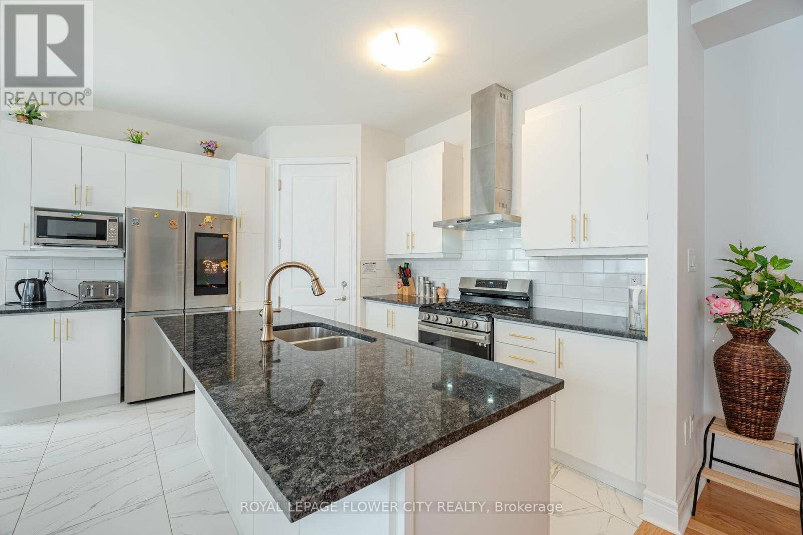 36 Icon Street S, Brampton, Ontario  L6E 4E5 - Photo 15 - W13015034