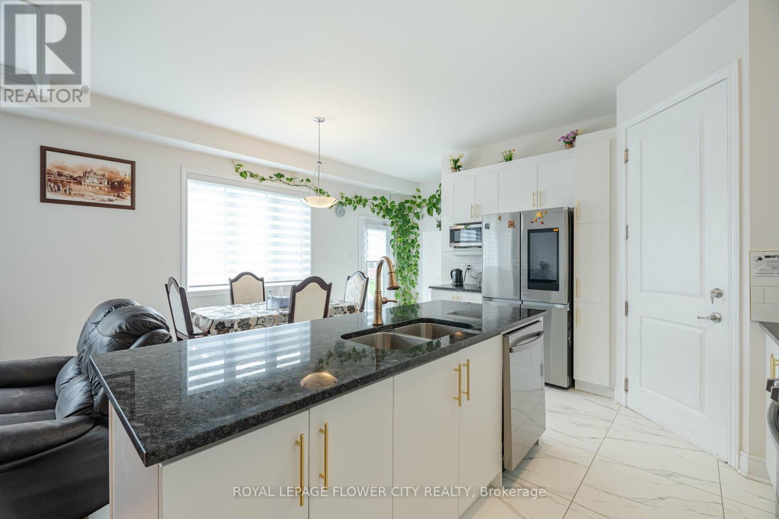 36 Icon Street S, Brampton, Ontario  L6E 4E5 - Photo 16 - W13015034