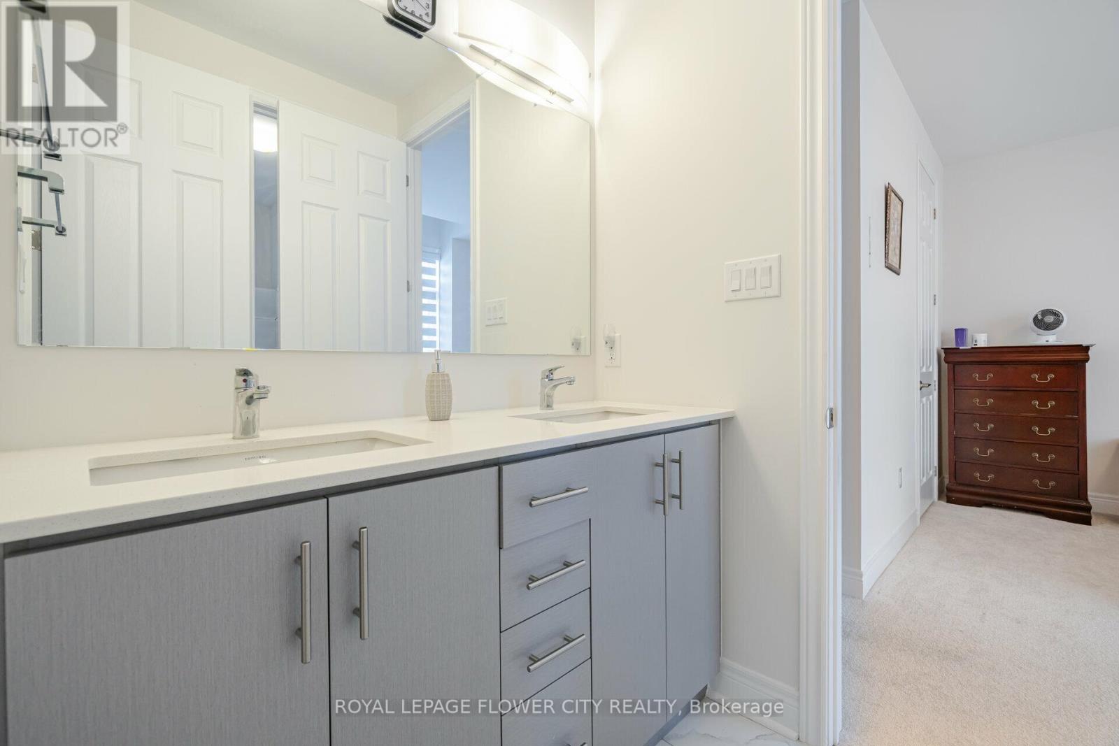 36 Icon Street S, Brampton, Ontario  L6E 4E5 - Photo 32 - W13015034